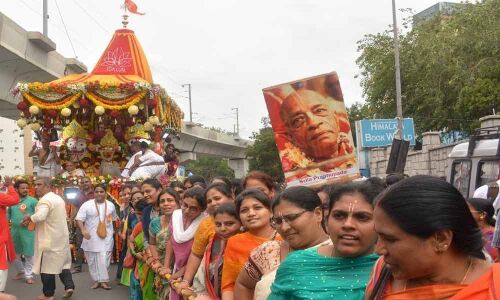 ISKCON takes out Jagannadh Radha Yatra