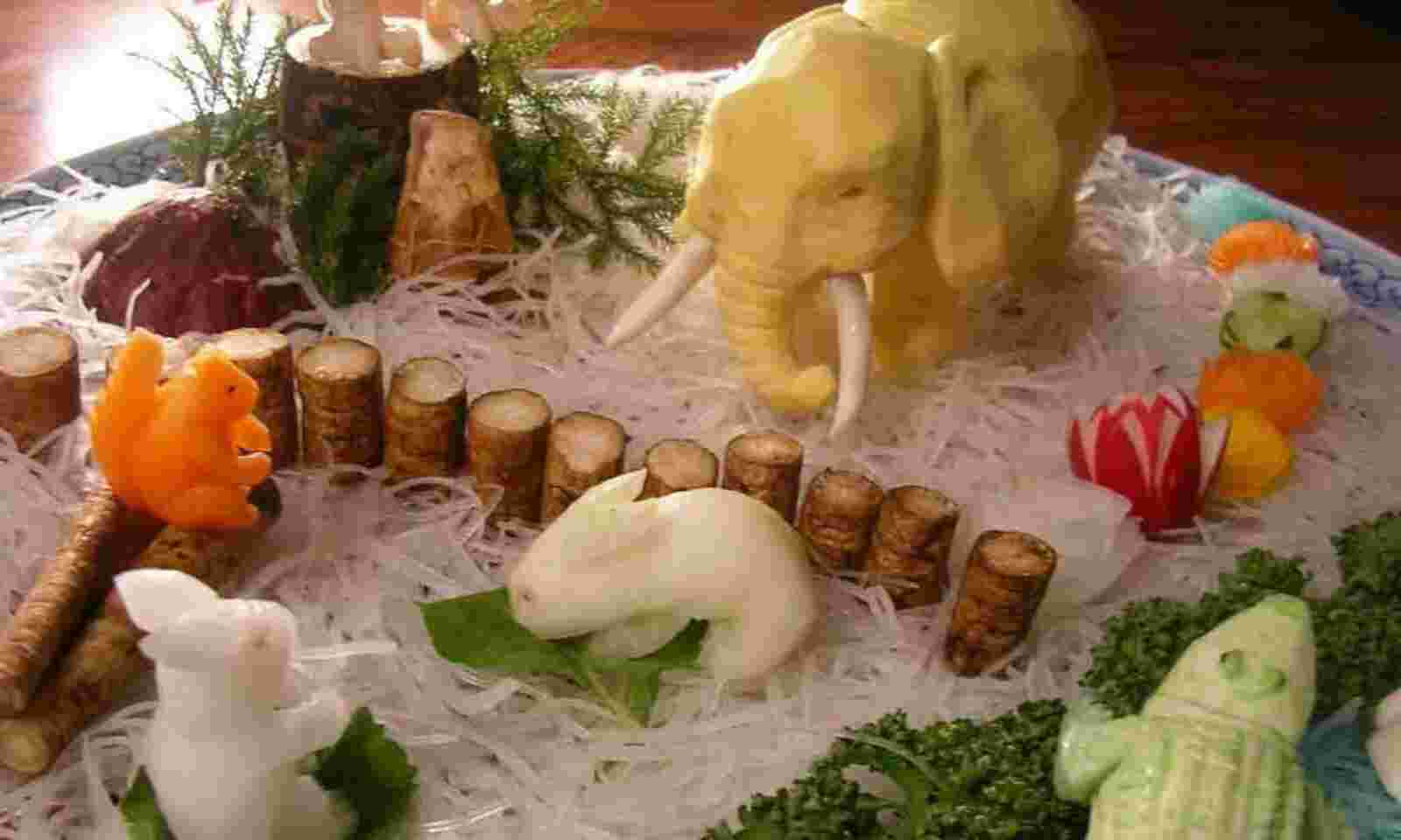 vegetable carving with theme