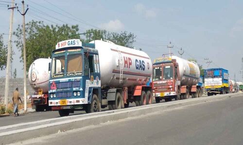 Irregular leads to traffic chaos