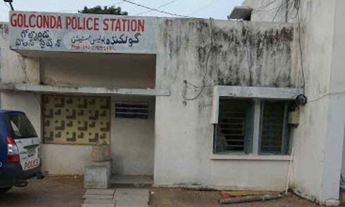 GHMC imposes Rs 10k fine on Golconda PS