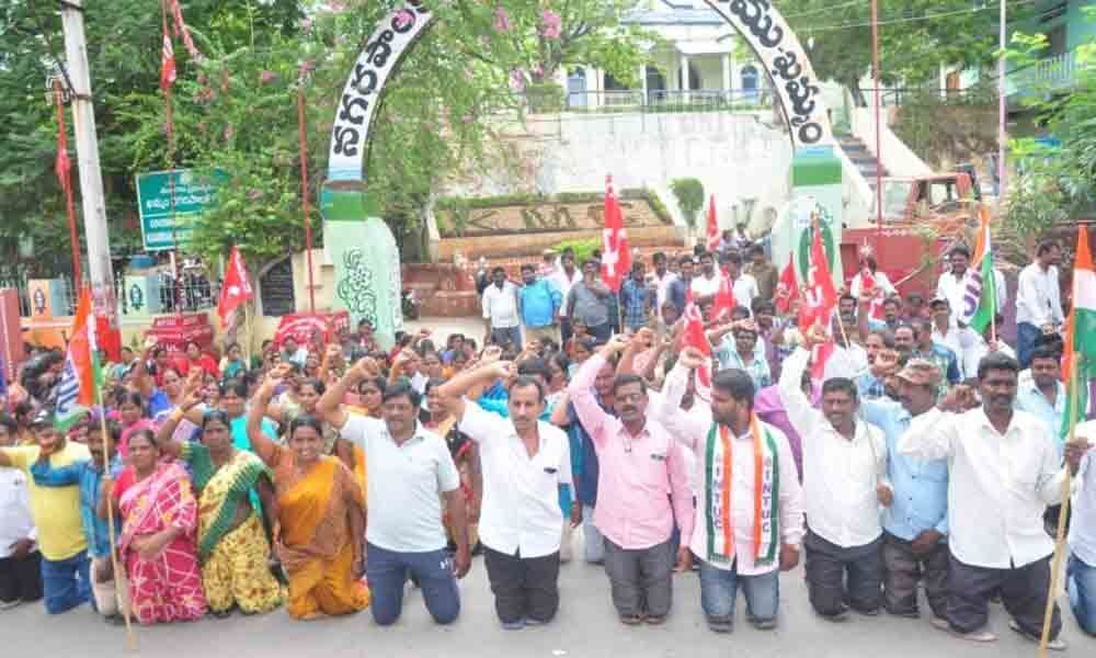 Contract municipal workers stir enters day 2 in Khammam