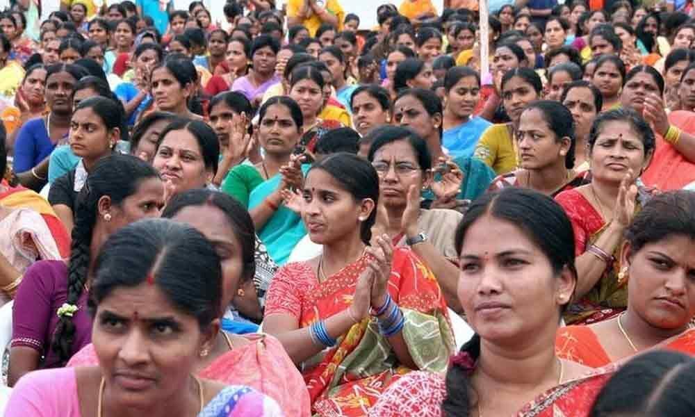Government wishes to encourage, facilitate role of women