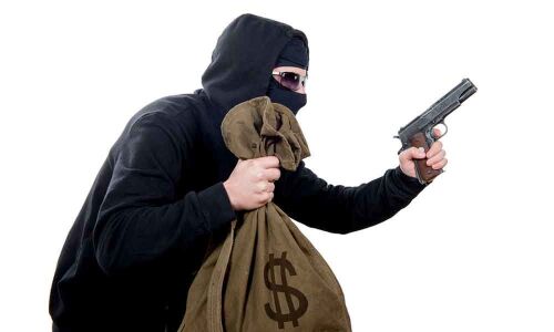 Woman killed, jewellery worth over Rs 3 lakh looted