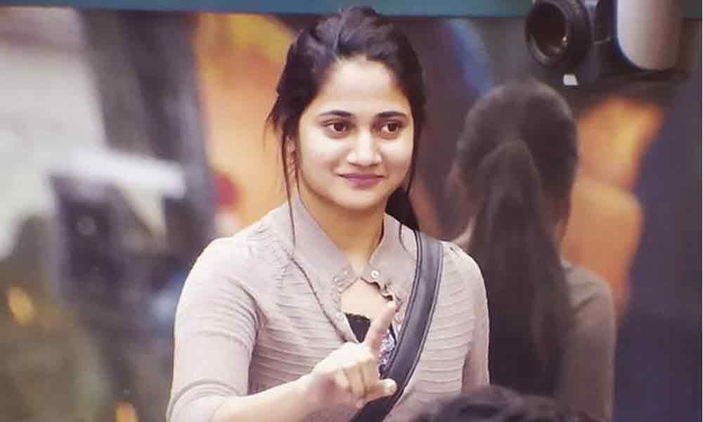 Losliya Army: New Fan Club of Bigg Boss Contestant