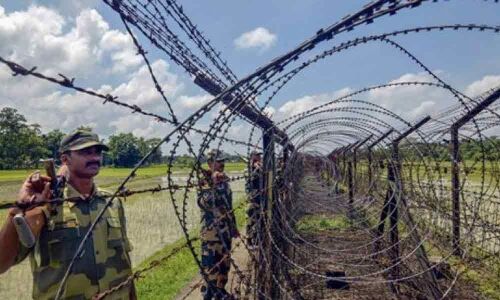 Pakistan violates ceasefire In J&Ks Rajouri, 2 Soldiers injured in firing