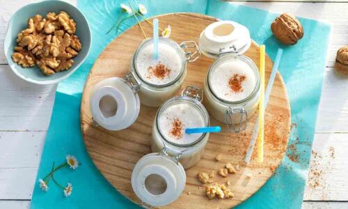 Rice and walnut shake