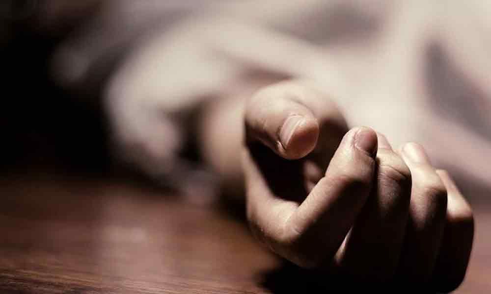 Parents kill 16-year-old daughter in Bengal, dumps her body in Ganga; held