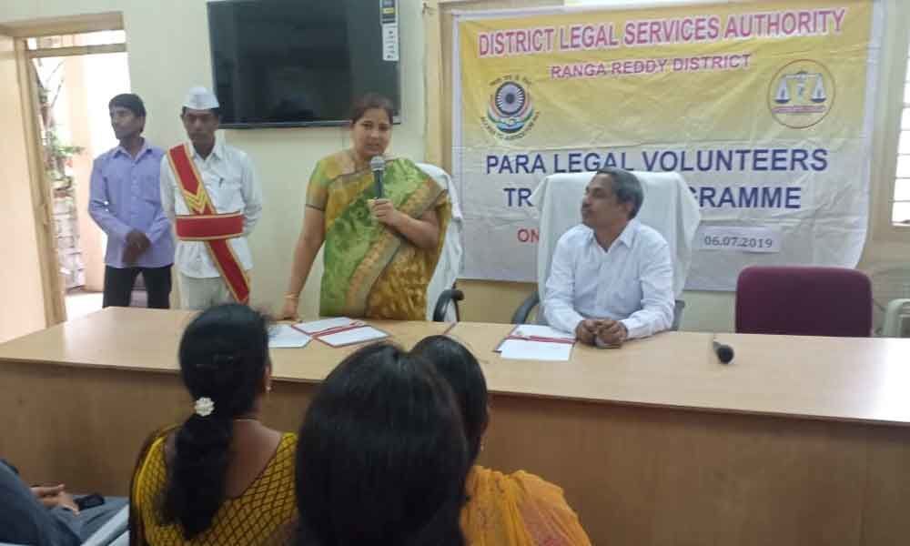 Training classes for para-legal volunteers conclude