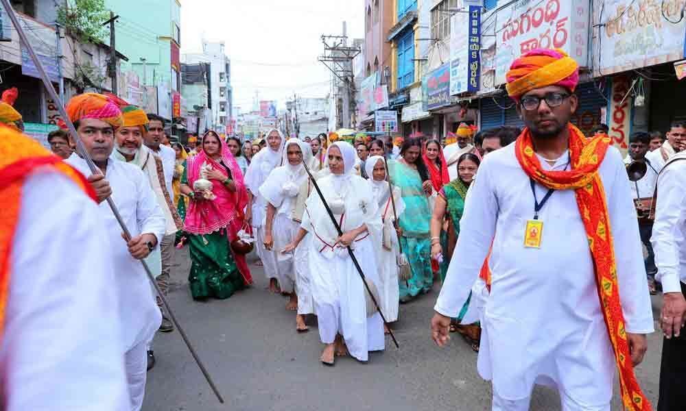 Jain gurus to perform Chaturmasa Deeksha