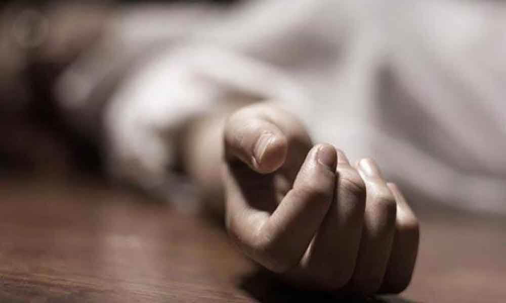 Maharashtra: Woman poisons her two children, commits suicide
