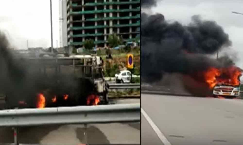 Bus catches fire on Hyderabads ORR, no casualties