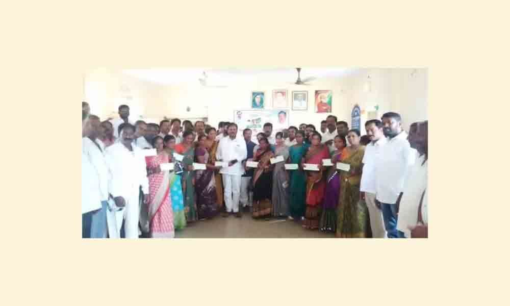 17 beneficiaries receive Kalyana Lakshmi aid in Nagarkurnool