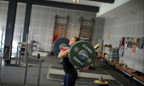 Weightlifting better at reducing heart fat than aerobic exercise