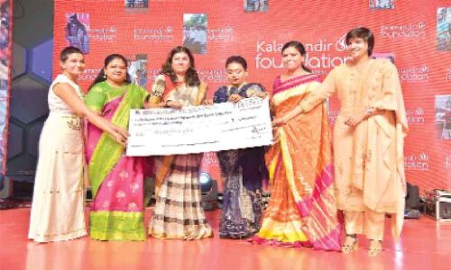 Kalamandir Foundation gesture to children