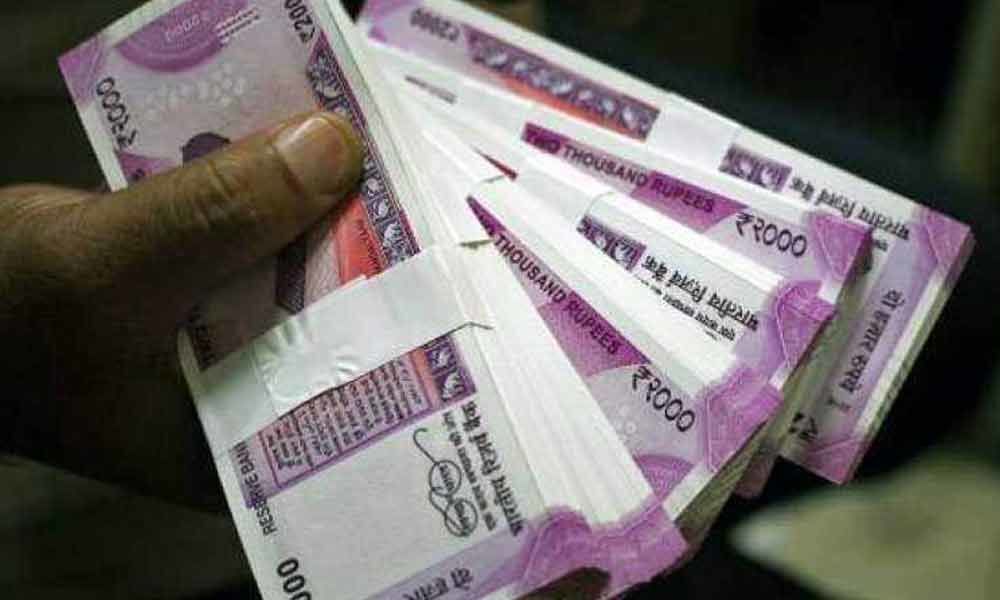 Cost of Rs 2000 note falls 65 paise per piece in 2018-19 period