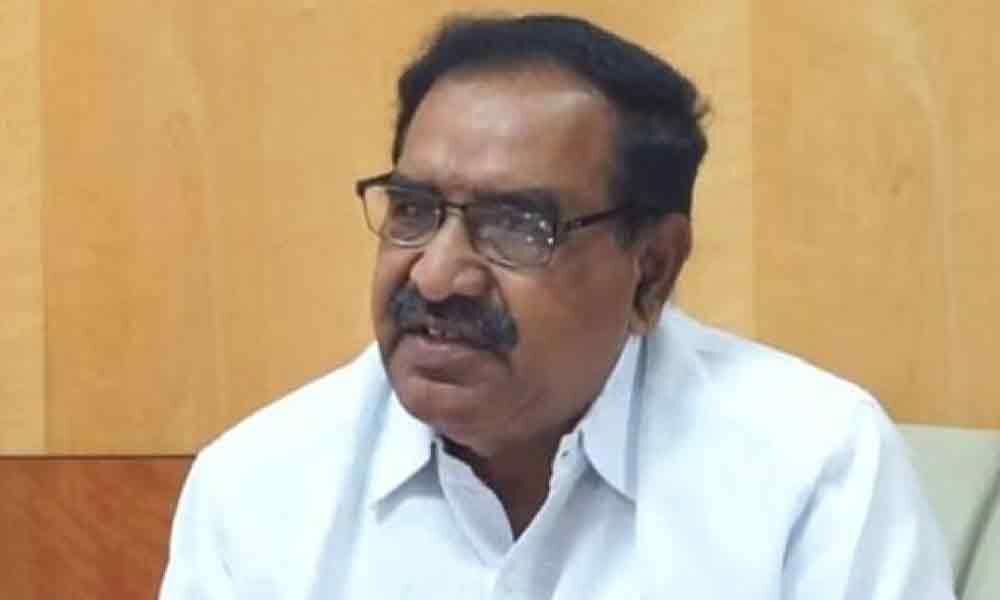 Former TSRTC chief quits TRS, likely to join BJP