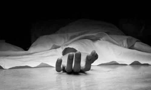 Woman dies as she slips from train near Anakapalle