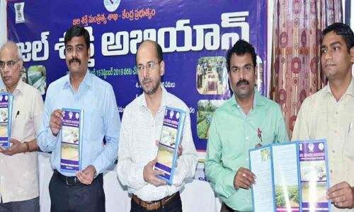 Concern expressed over depleting groundwater level: Collector