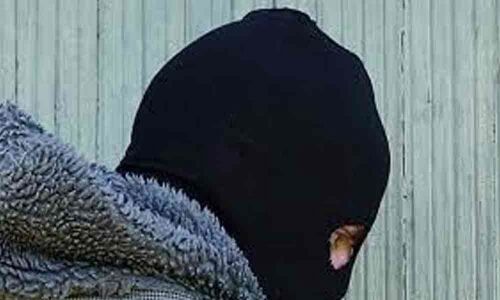 Armed robbers held in east Delhi