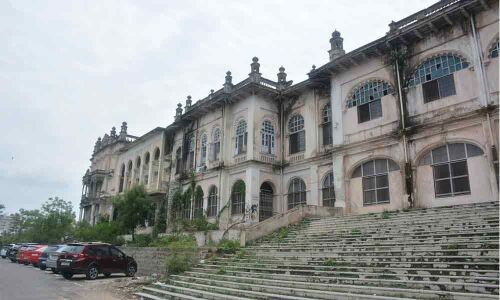 Government exploring ways to protect Errum Manzil