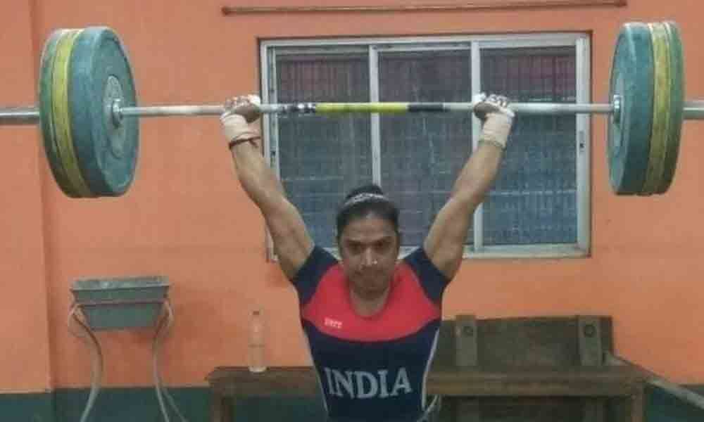 Indian weightlifters win 7 gold medals