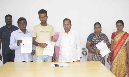 Ailing persons get CMRF cheques