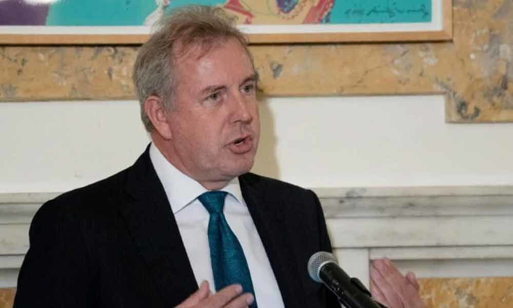 Diplomats shaken for now after Britains US ambassador quits