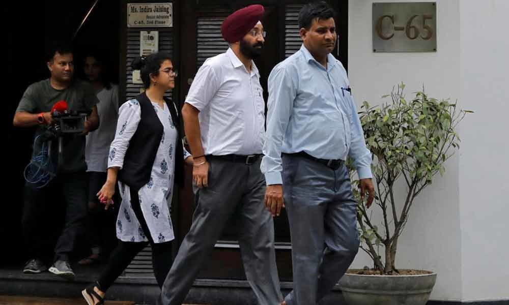 CBI raids prominent lawyers who took on BJP leaders