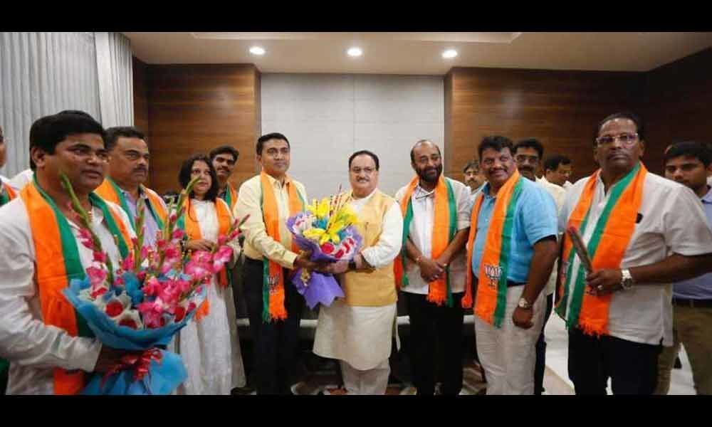 10 rebel Goa Congress MLAs join BJP in Naddas presence, likely to join cabinet