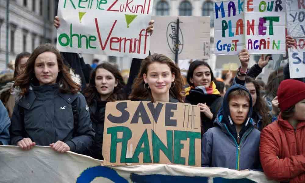 7,000 global institutions declare climate emergency