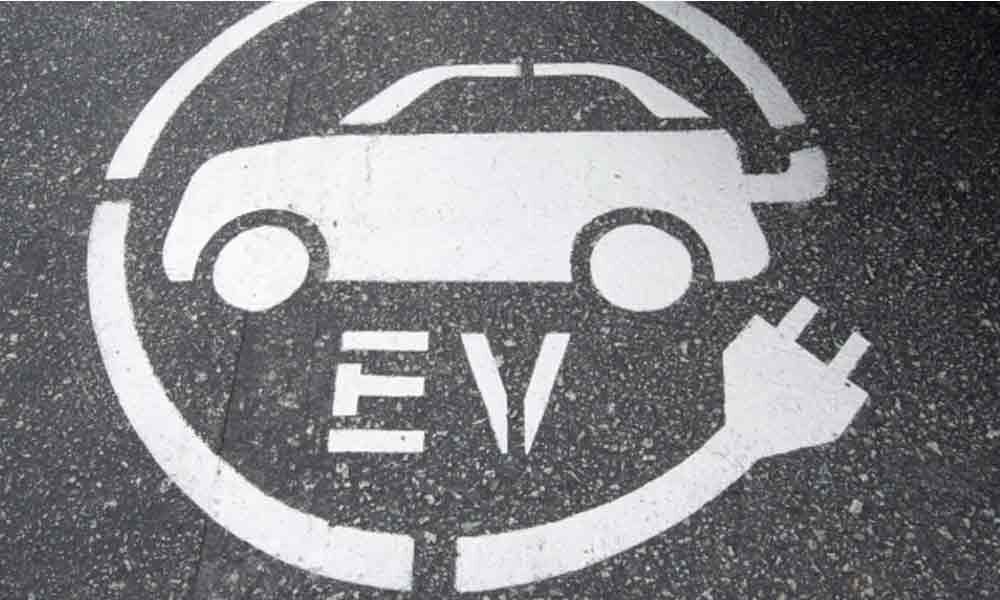Auto industry mulls study on EV migration