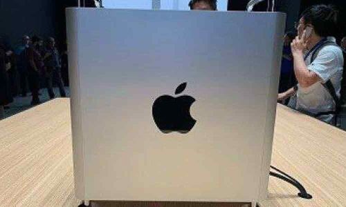 Apple updates Mac to fix faulty video conferencing app