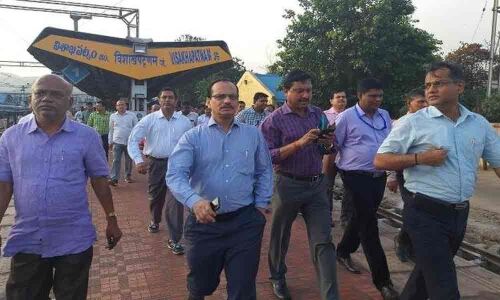 ECoR AGM Sudhir Kumar inspects Vizag station