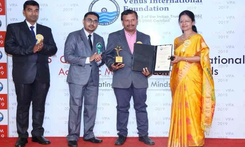 City college principal gets best faculty award