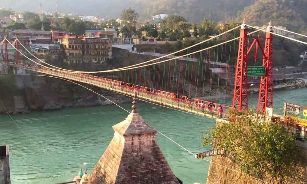96-year-old Laxman Jhula bridge closed