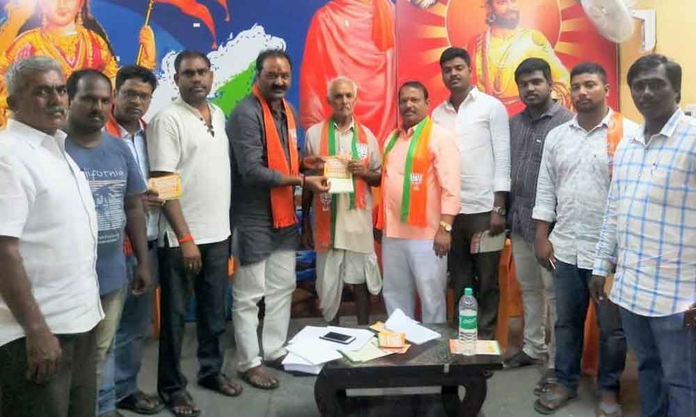 Telangana Jana Samiti leader, activists join saffron party