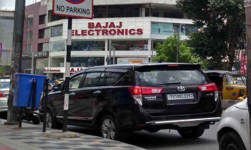 No parking zone only in name