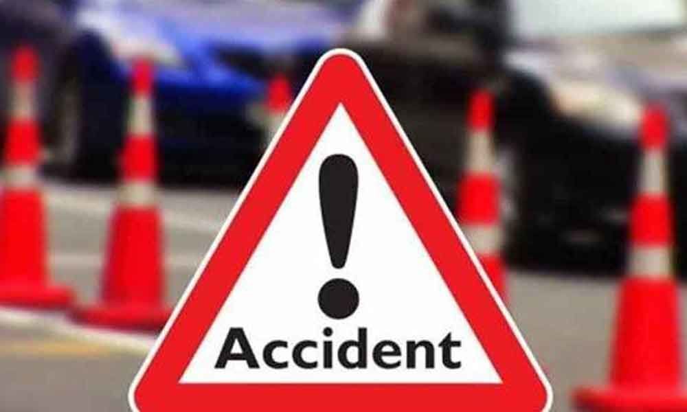 20 injured as RTC bus collides with lorry in Guntur district
