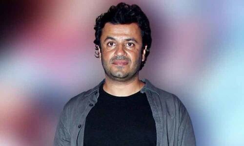 Vikas Bahl is back