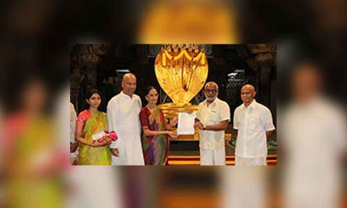 Hyderabad couple donates Rs 1 crore to TTD