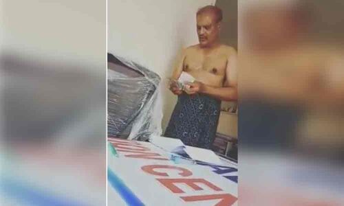 Revenue babus make a killing