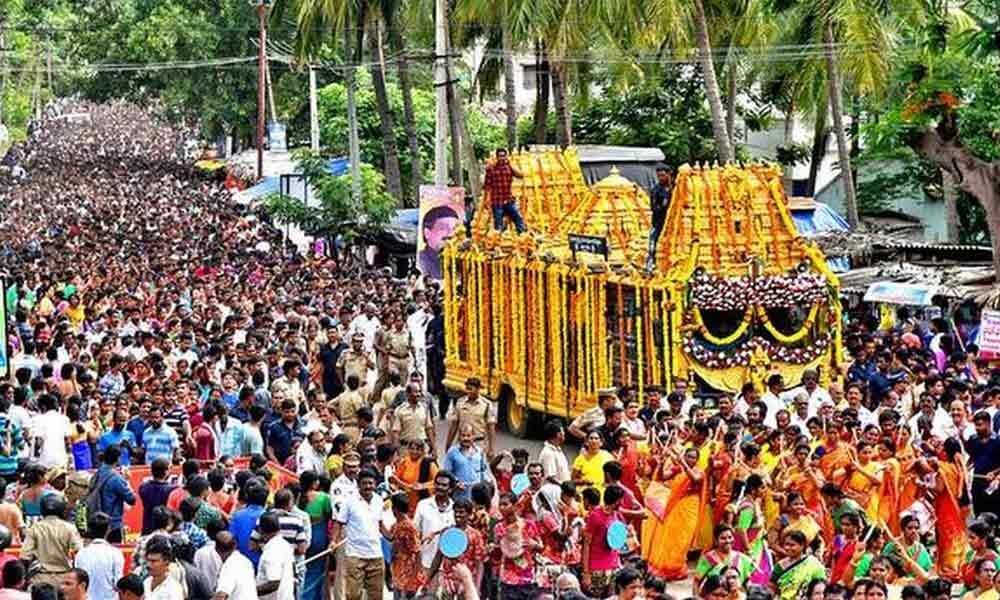 Thousands of devotees take part in giri pradakshina ritual