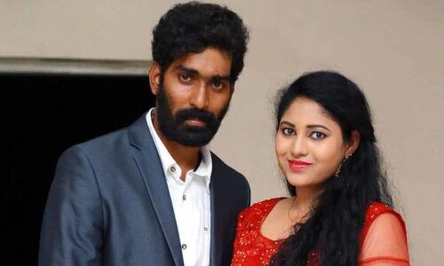 Allari Naresh pats Vanavasam team