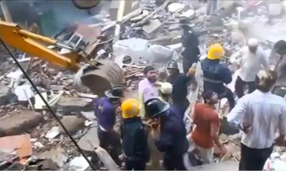 Mumbai building collapses, many feared trapped