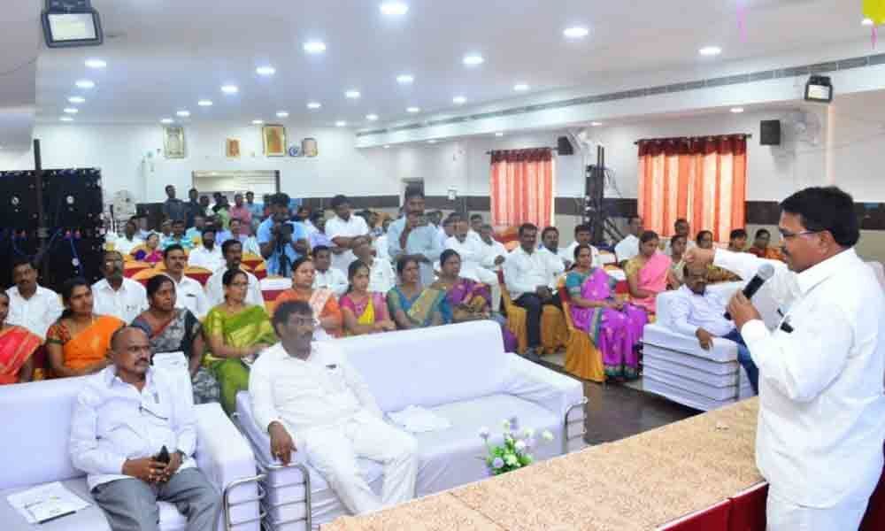 MPPs, ZPTCs told to get acquainted with new Panchayat Raj Act in Wanaparthy