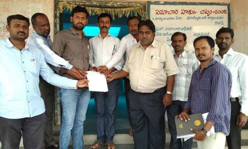 Teachers demand solution to issues