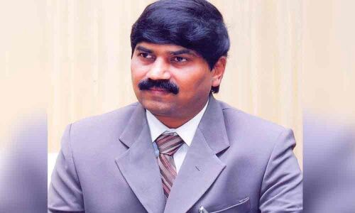 PVGD Prasad Reddy takes additional charge of V-C of Andhra University