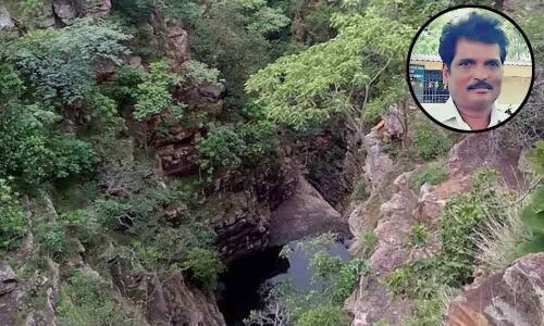 Green activists back Chenchus fight against uranium mining