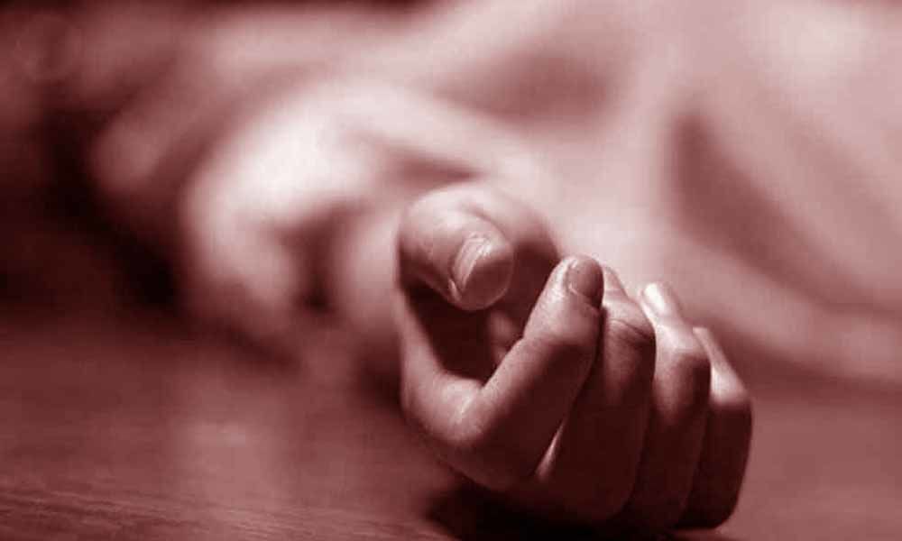 Woman poisons children and commits suicide in Hyderabad, one critical