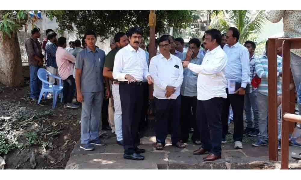 Protect inland water base at Sivakodu: Collector D Muralidhar Reddy